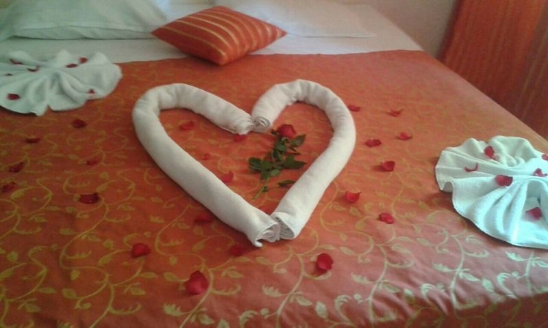 Tm Deluxe Hotel Pantai Sunny Bagian luar foto